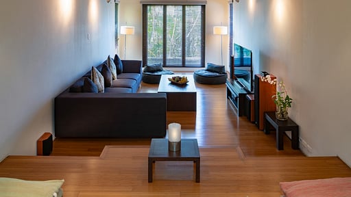 Villa Benyasiri Media room