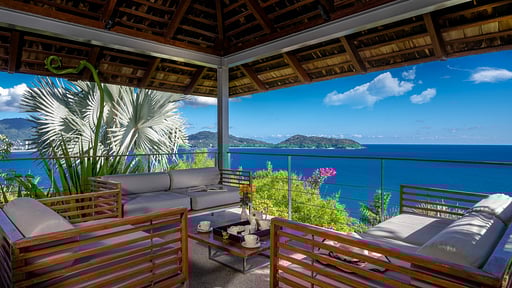 Villa Benyasiri Gazebo