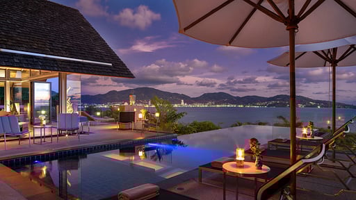 Villa Benyasiri Swimming pool