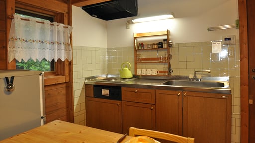 Big Foot Cabin Dining area