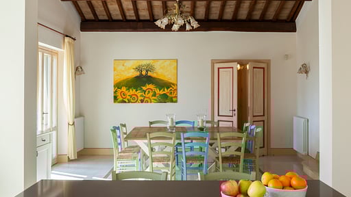 Bisenzio Farmhouse Zona pranzo