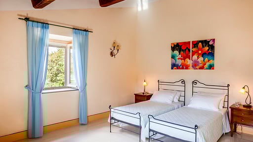 Bisenzio Farmhouse Camera da letto 4