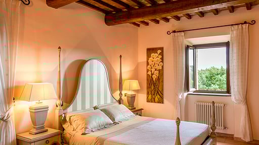 Bisenzio Tower Camera da letto 2