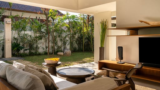 Bisma Eight 2 Bedroom Villa Woonkamer