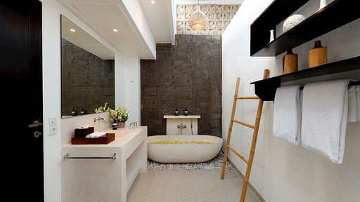 Black Beach Villa Schlafzimmer 2