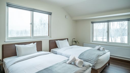 Blue Heron Chalet Bedroom 4