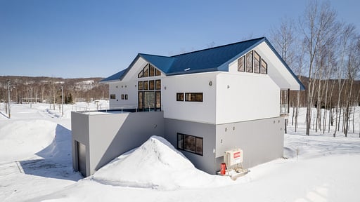 Blue Heron Chalet Surroundings