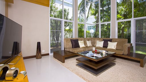 Blue Lagoon Villa 2 Woonkamer