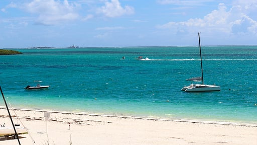 Blue Nest Premium Apartment Beach