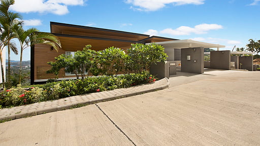 Blue Sea Villa Parking areas