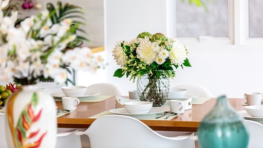 Blue Sea Villa Dining area