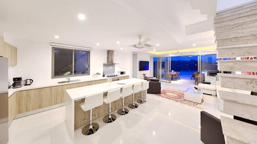 Villa Blue Sky Essecke 2