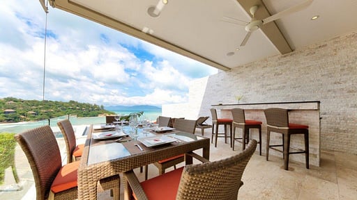 Villa Blue Sky Essecke