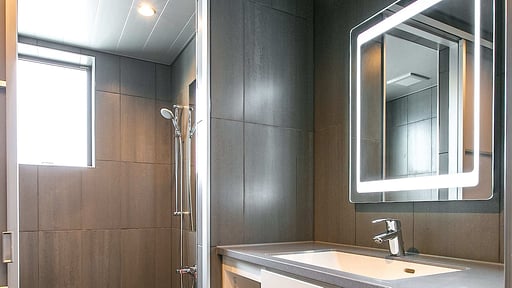 Bluebird Apartments Bedroom 2