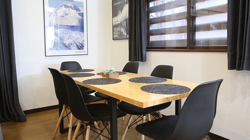 Bond Chalet Hakuba Dining area