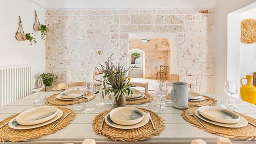 Borgo Treffe Villa Dining area