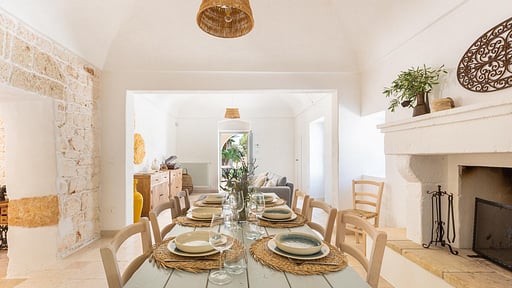Borgo Treffe Villa Dining area