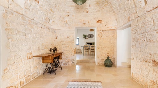 Borgo Treffe Villa Bedroom 1