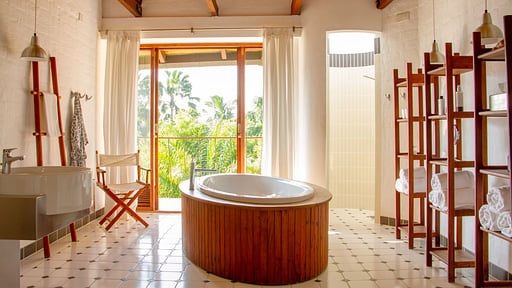 Bougainvillea Retreat Bedroom 1