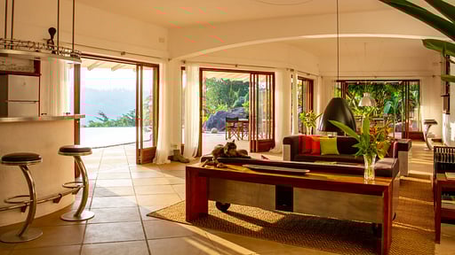 Bougainvillea Retreat Living room