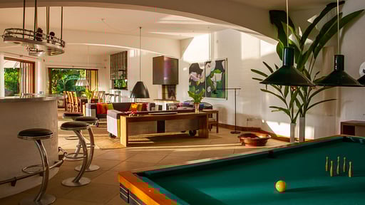 Bougainvillea Retreat Living room