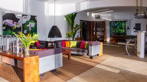 Bougainvillea Retreat Living room