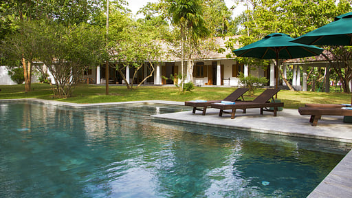 Boundary House Piscina