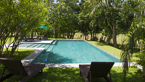 Boundary House Piscina