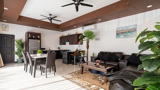 Boutique Resort Villa 2 Living room