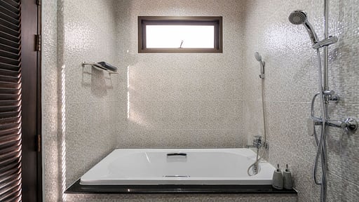 Boutique Resort Villa 4 Bedroom 2