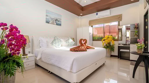 Boutique Resort Villa 4 Bedroom 2