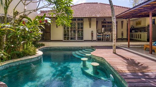 Breezy Elora Villa Schwimmbad
