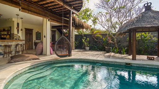 Breezy Flamboyant Villa