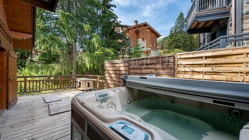 Chalet Bulle de Neige Sprudelbad