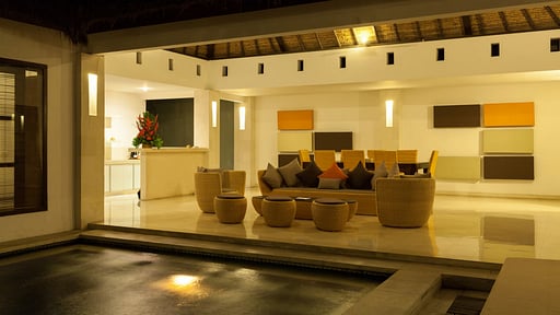 One Eleven Haven 3 Living room