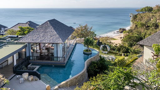 By The Cliff Villa