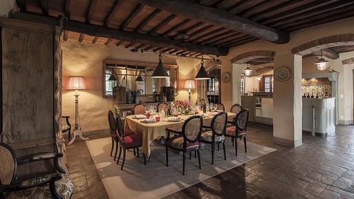 Ca' Di Pesa Dining area