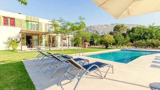 Ca Na Borrassa Бассейн