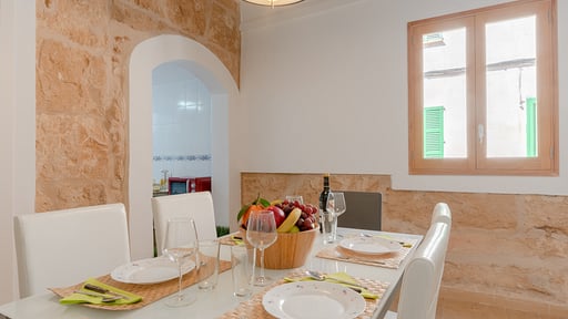 Villa Ca Na Serrieta Dining area