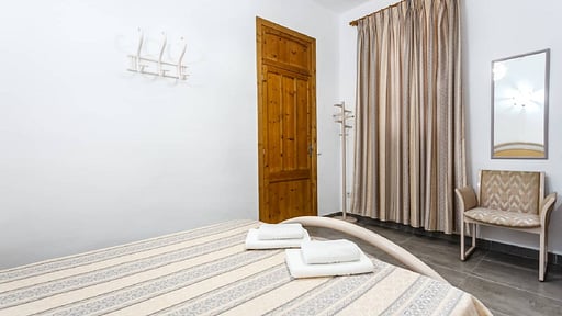 Ca Na Velutina Bedroom 1