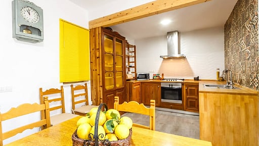 Ca Na Velutina Kitchen