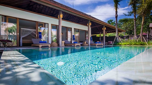 Cabana Emile Swimming pool