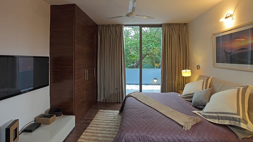 Calem Grove Villa 6 Bedroom 2