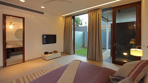 Calem Grove Villa 6 Bedroom 3
