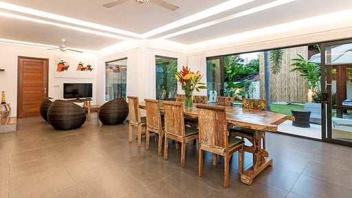 Camplung Villas Salle à manger 4