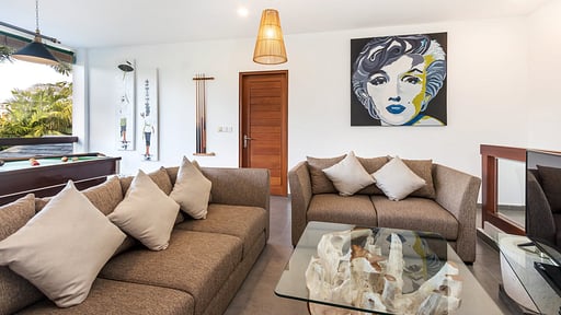 Camplung Villas Salon 4