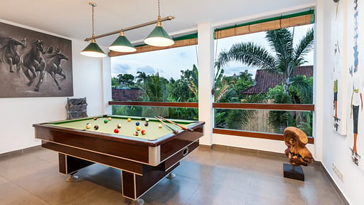 Camplung Villas Billiard