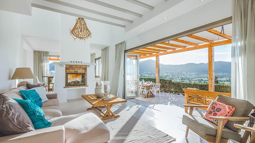Can Asia Living room