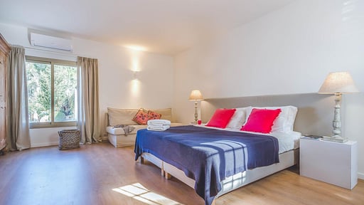 Can Asia Bedroom 1