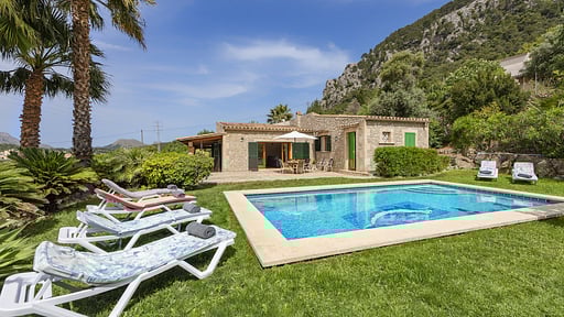 Can Bachae Swimming pool